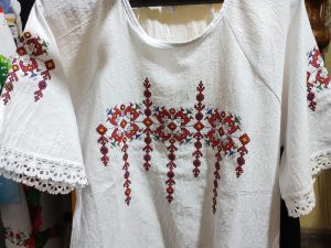 IMG_20230505_105255239 ТШ4 - ДАМСКА БЛУЗА КЕНАР - С БРОДЕРИЯ
